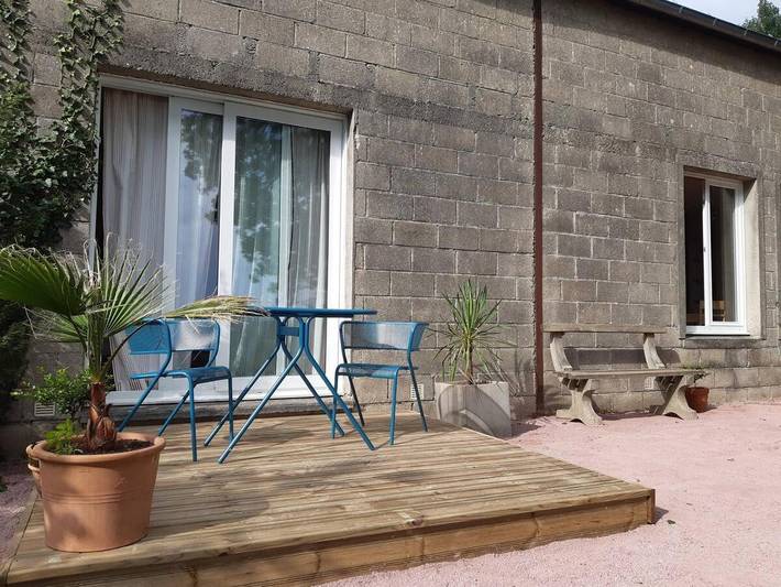 Gîte pour 4 personnes, avec vue ainsi que terrasse et jardin à Cerisy-la-Salle - 2