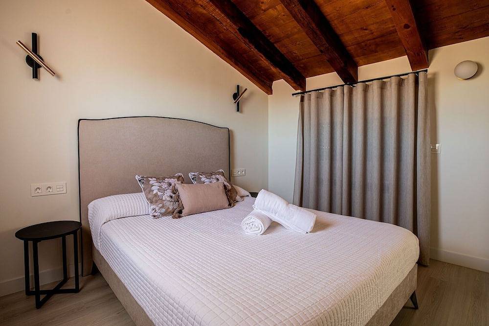 Entire apartment, Apartamento con Encanto en el Centro de Teruel in Teruel, Teruel Region