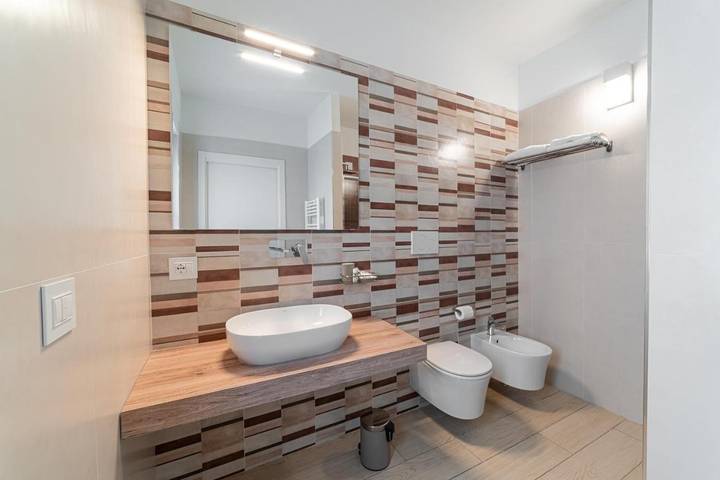 Location de vacances pour 2 personnes, avec terrasse et vue à Canistro - 2