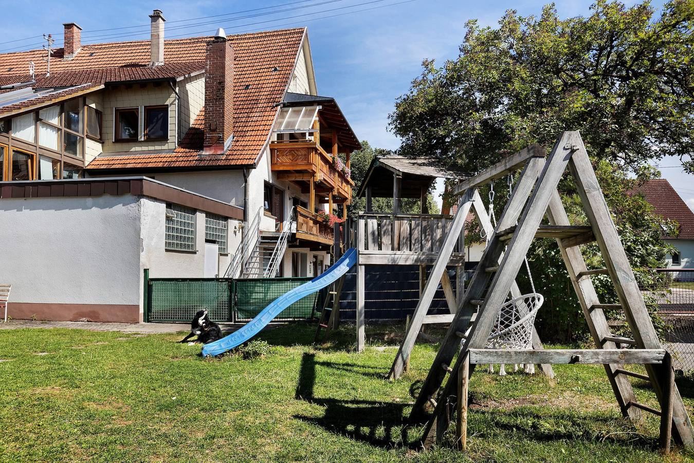 Ganze Wohnung, Ferienwohnung 'Unten Bauernhof Mühle' mit Pool, Terrasse & Wlan in Brigachtal, Mittlerer Schwarzwald