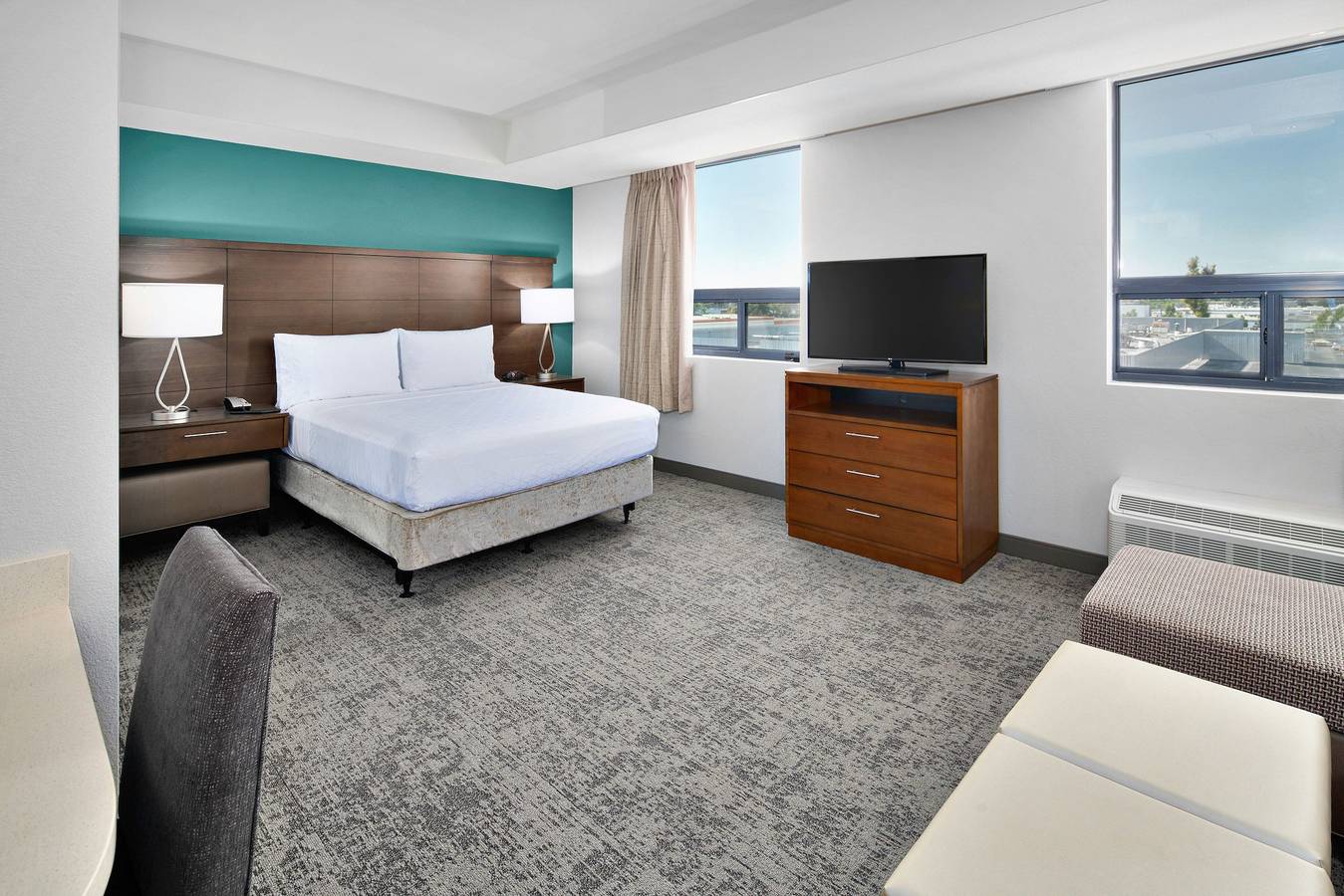 Staybridge Suites Irvine - John Wayne Airport in Irvine, Condado de Orange