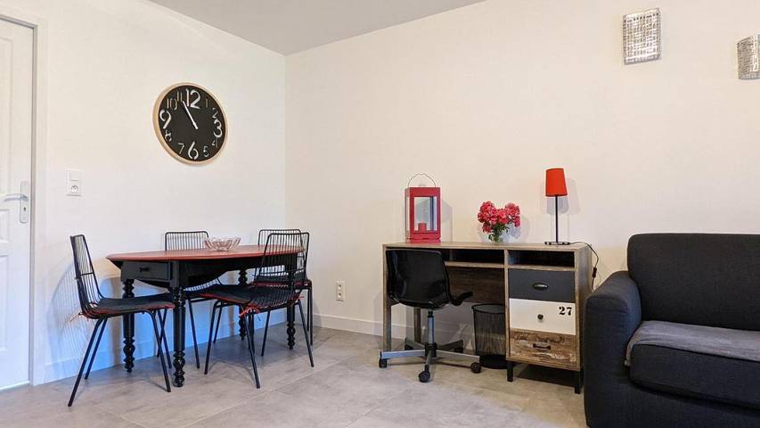 Location de vacances pour 2 personnes, avec terrasse et jardin à Bellenot-sous-Pouilly - 4