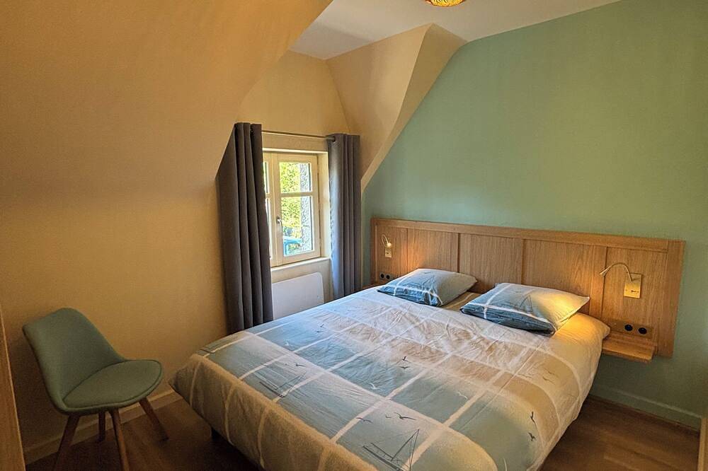 Un écrin de pierre et d'histoire in Locronan, Iroise