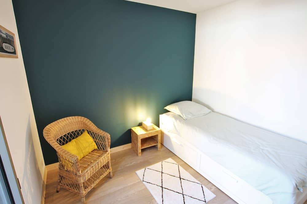 Villa Les Hibiscus - 500m from the beach - authentic style and design for 8 in Longeville-sur-Mer, Vendée