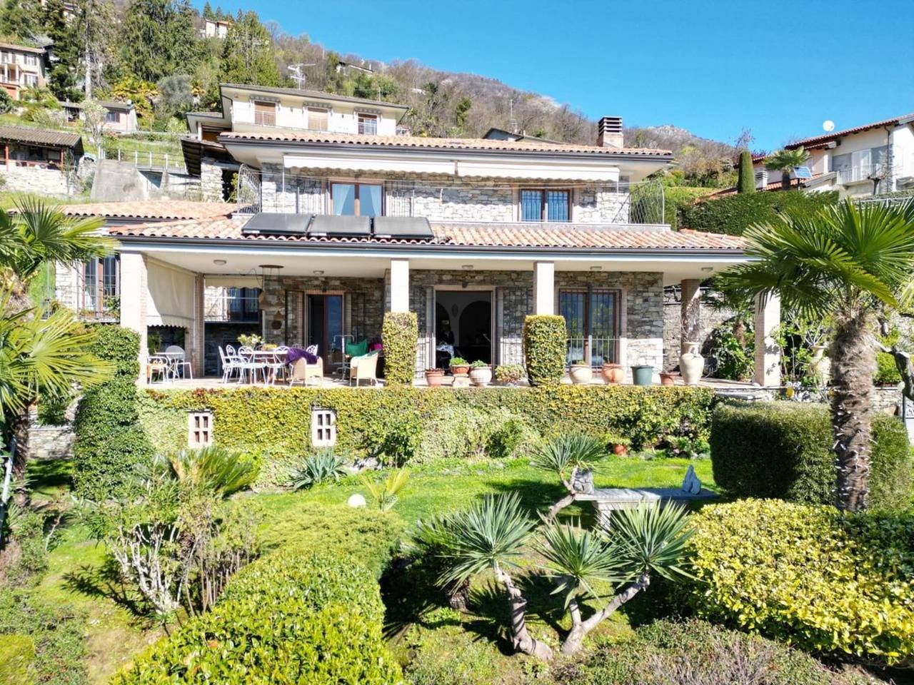 Villa am See mit Panoramablick in Oggebbio, Oggebbio Gemeinde