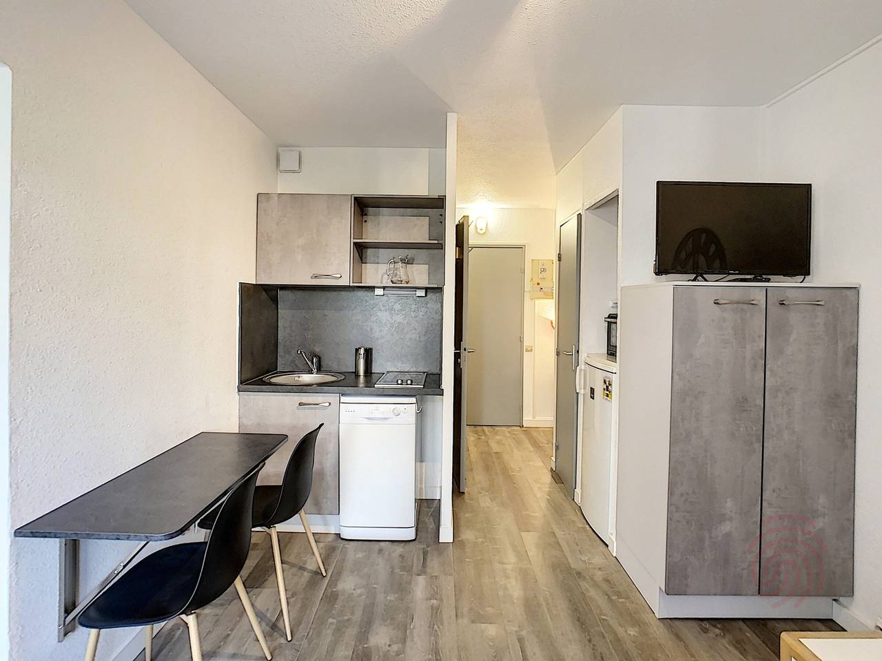 Apartamento entero, Encantador F2 en Lamalou-les-Bains, cerca de las Termas, mascotas bienvenidas! in Lamalou-les-Bains, Region de Béziers