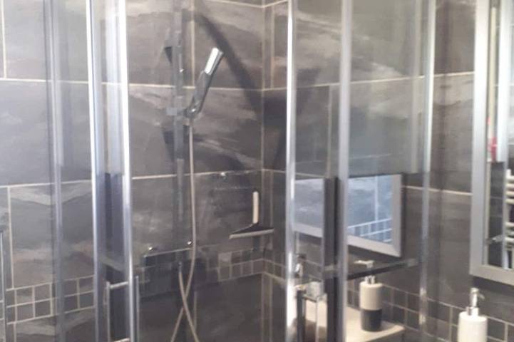 Gîte pour 2 personnes, avec jardin à La Tour-d'Aigues - 4