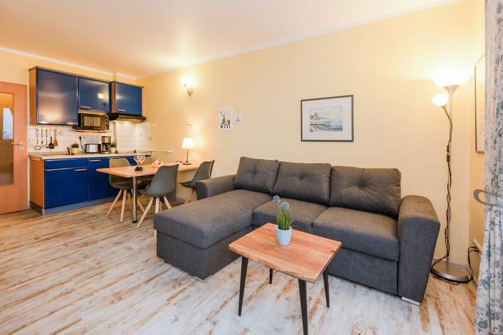 Ferienwohnung für 4 Personen, mit Balkon und Seeblick, mit Haustier in Loddin - 2