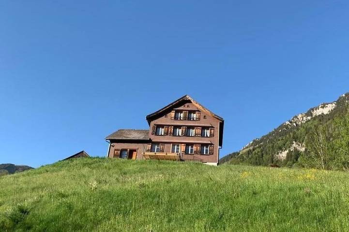 Ferienhaus für 10 Personen, mit Garten