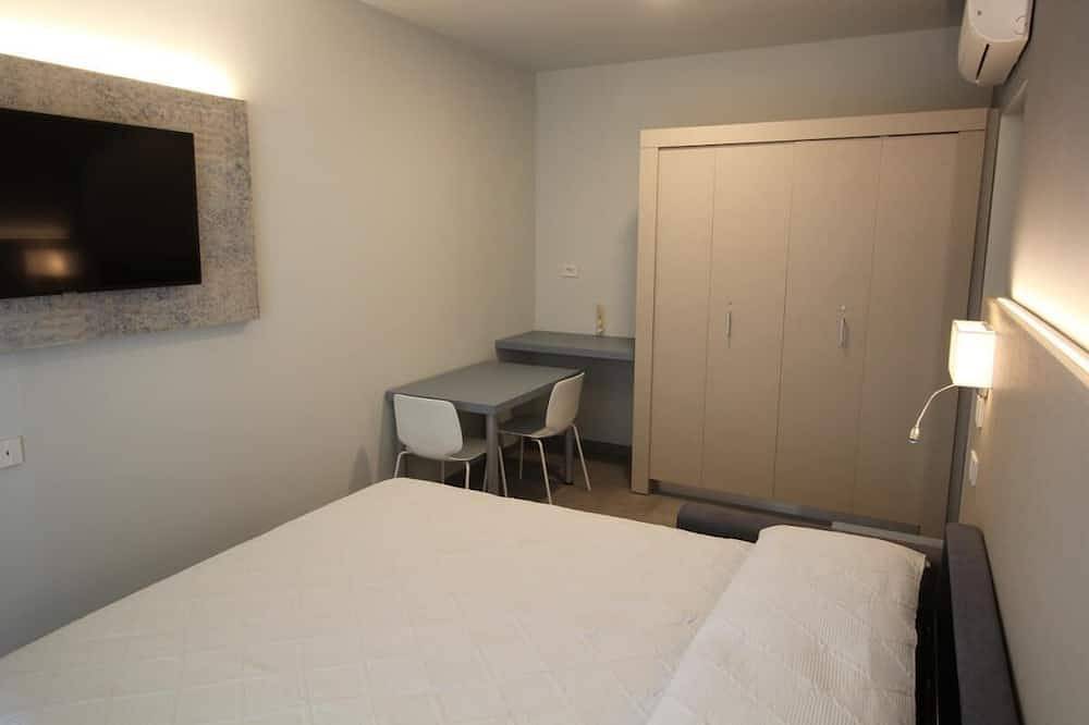 Entire apartment, Persea Mare 3B tutti i comfort a 2 passi dal mare in Taggia (City), Taggia