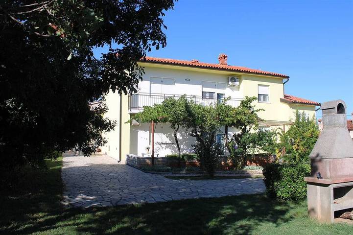 Appartamento vacanze per 8 persone, con giardino e terrazza - 1