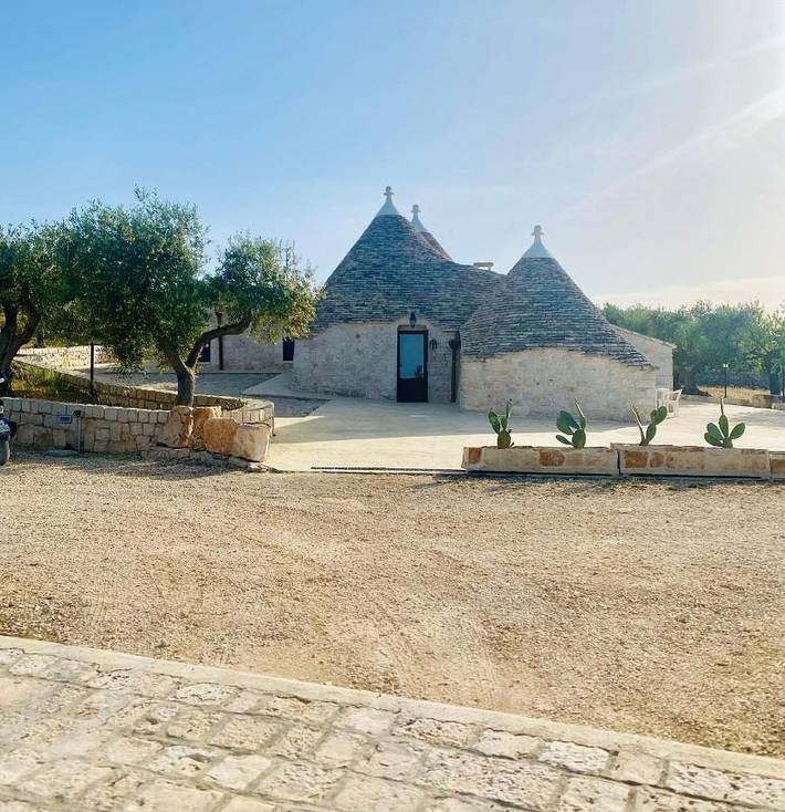 Trullo per 4 persone, con giardino e panorama a Comune di Alberobello