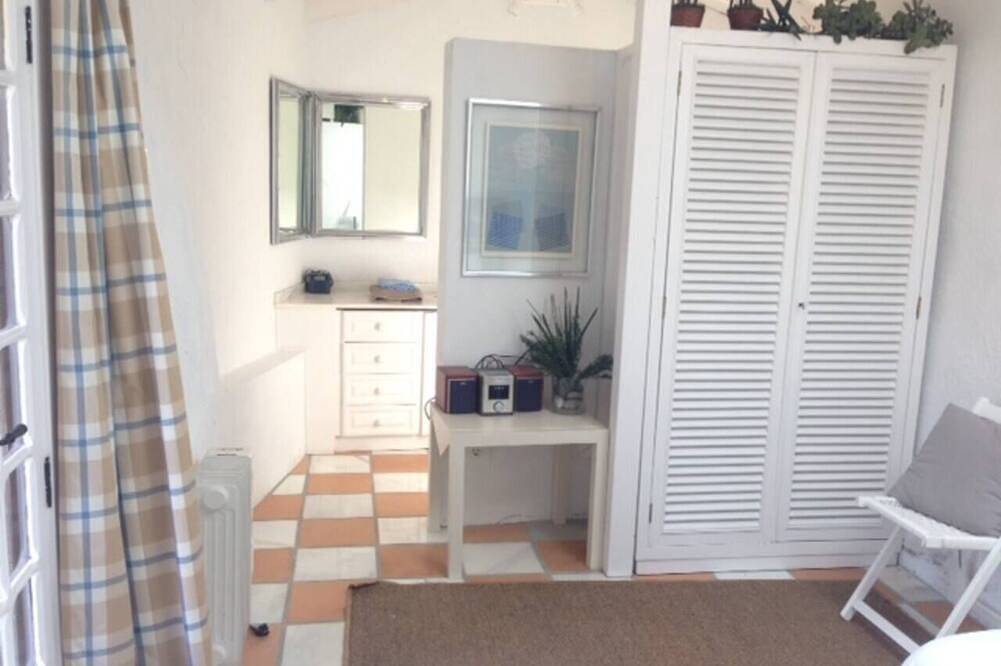 Exclusiva Villa privada con vistas al mar. in Santa Catalina (Tenerife), La Guancha