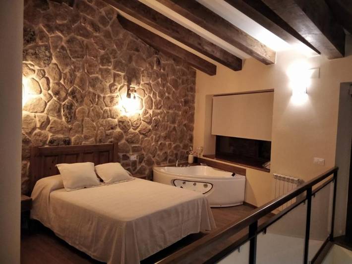 Casa rural para 4 personas, con Jacuzzi además de Terraza y Vistas en La Aldehuela