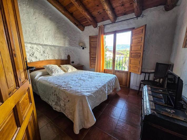 Casa rural para 3 personas, con jacuzzi además de piscina y jardín en Sierras del Segura - 2