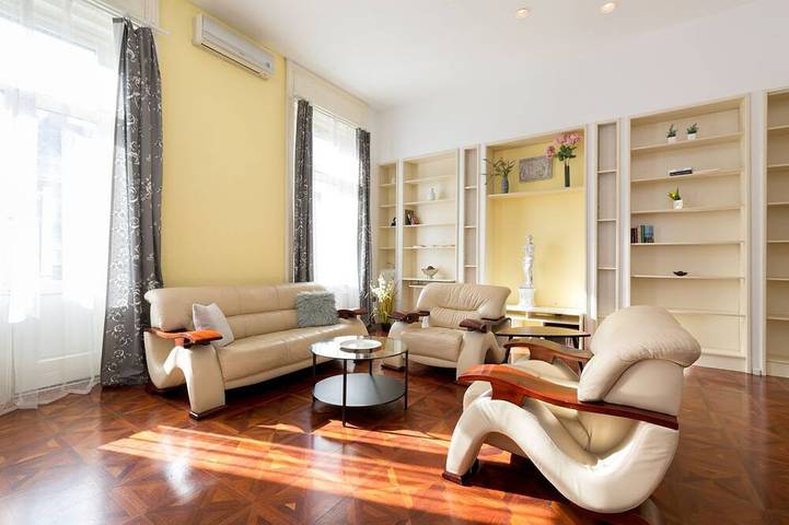 Ferienwohnung für 4 Personen, mit Balkon und Whirlpool - 1