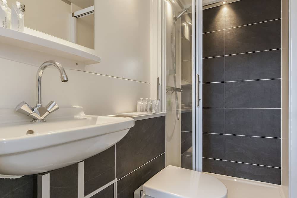 Cozy floating Boatlodge \"Maastricht\". Max 4 persons, 2 bedrooms. in Maastricht, Limburg (Netherlands)