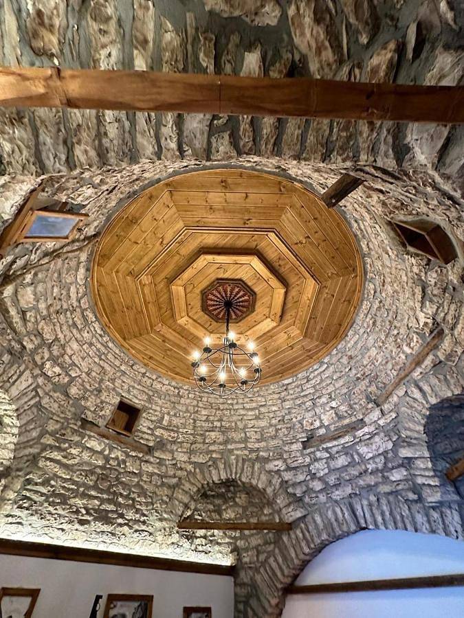 Maison d’hôte pour 4 personnes, avec jardin ainsi que balcon et vue dans Gjirokastër - 4