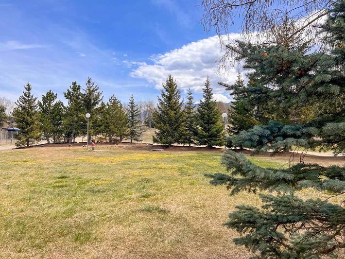 Gîte pour 5 personnes, avec vue et terrasse, animaux acceptés à Sainte-Léocadie - 2