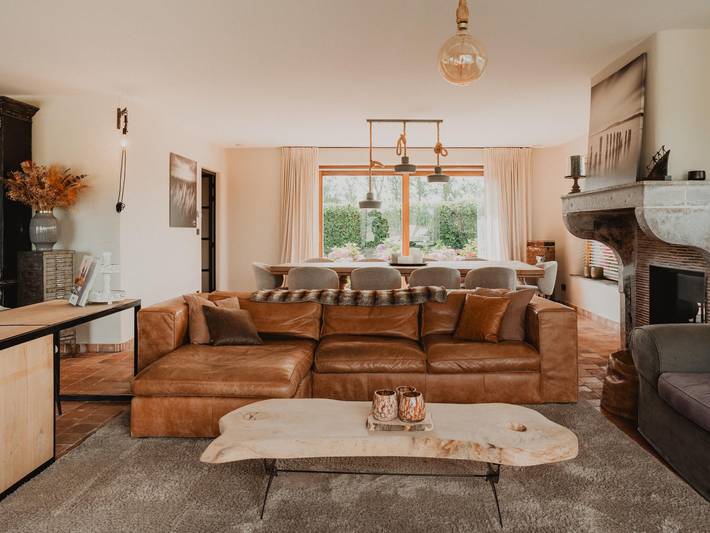 Location de vacances pour 10 personnes, avec jardin et sauna ainsi que terrasse et jacuzzi à Maldegem - 2