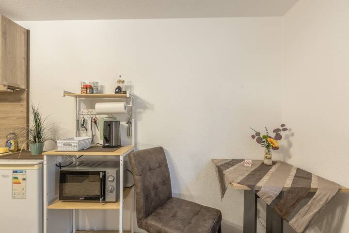 Ganzes Studio, '1 Zimmer - Apartment 1. Ug' mit Wlan in Stadt Hufingen, Hüfingen