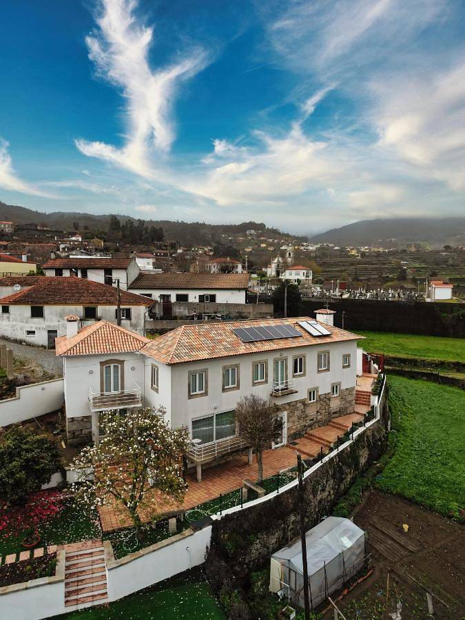Casa rural para 2 personas, con jardín y piscina en Vale de Cambra