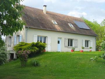 Gîte pour 15 personnes, avec terrasse et jardin à Saint-Jean-de-la-Motte