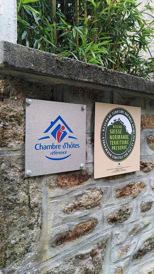 Location de vacances pour 2 personnes, avec jardin ainsi que vue et terrasse dans Athis-de-l'Orne - 4