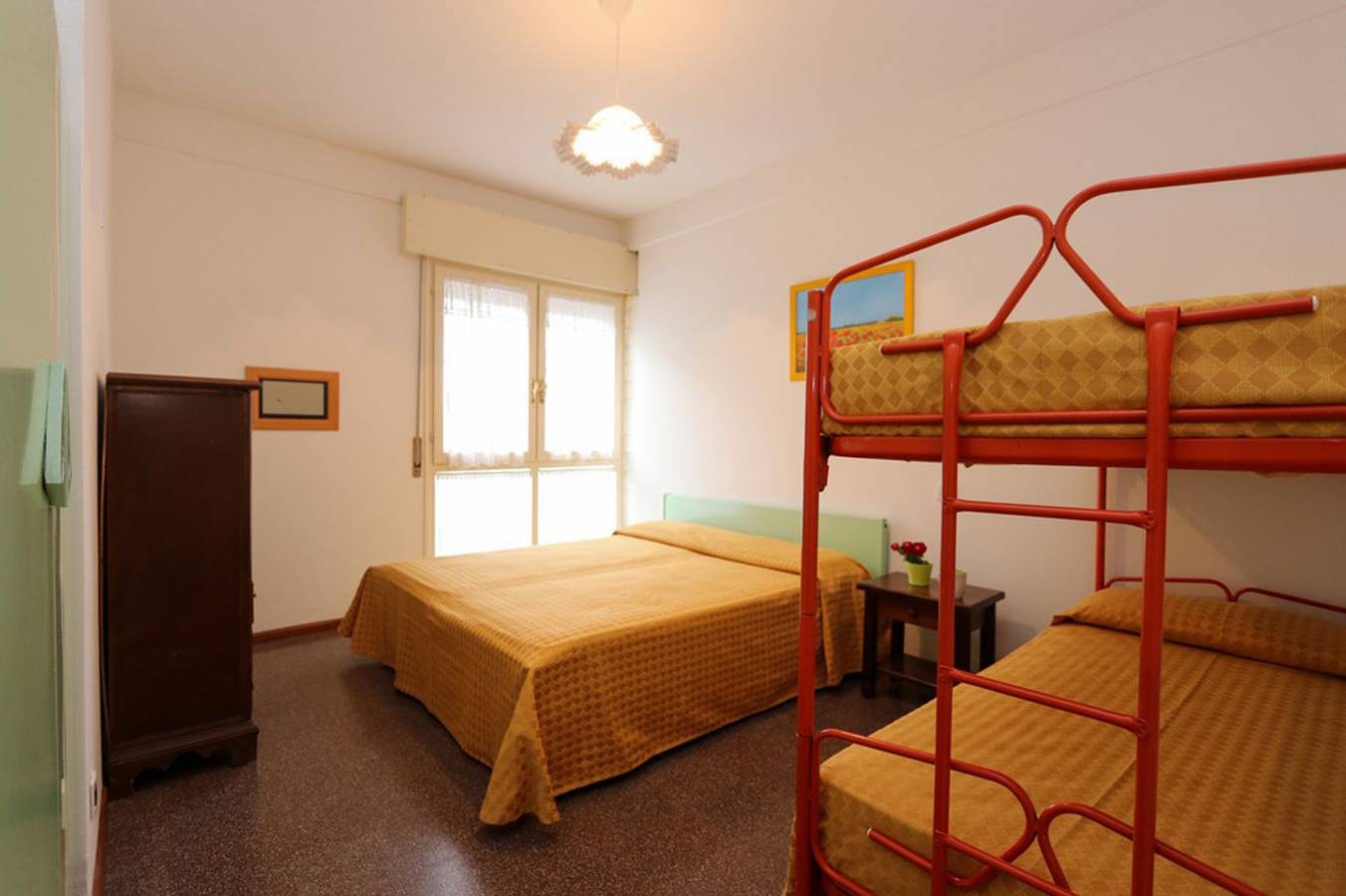 Entire apartment, Large and comfy apartment by the beach by Beahost Rentals in Bibione, Venice Province