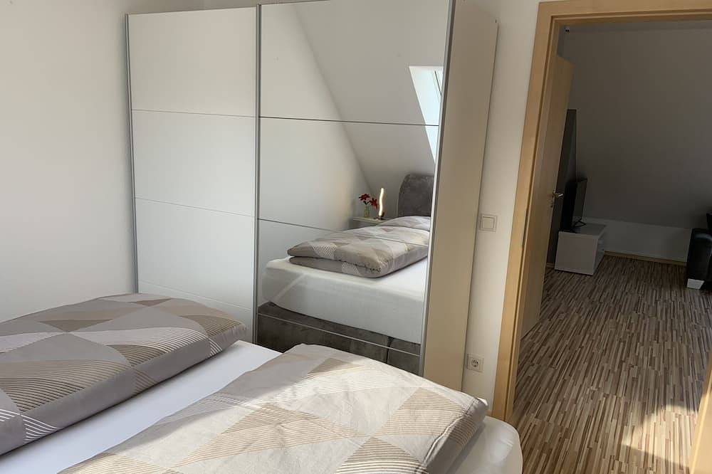 Ganze Wohnung, Moderne Maissonetten Ferienwohnung (60qm) mit eigenem Balkon in Schöllkrippen, Spessart-Mainland