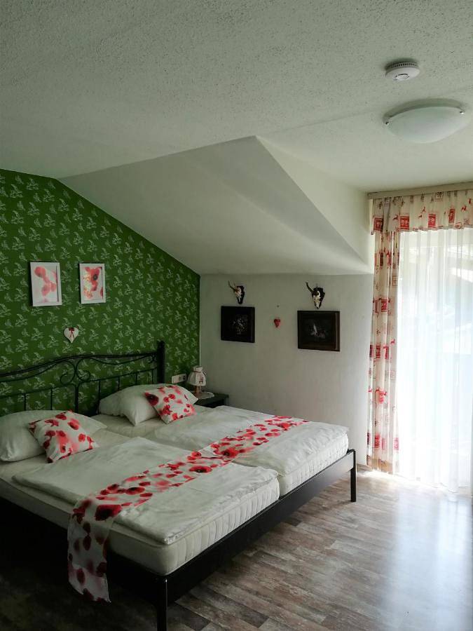 Ferienhaus für 3 Personen, mit Balkon und Terrasse sowie Garten in Grafenwiesen - 4