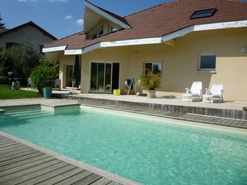 Chambre d’hôte pour 3 personnes, avec piscine et jardin à Seynod