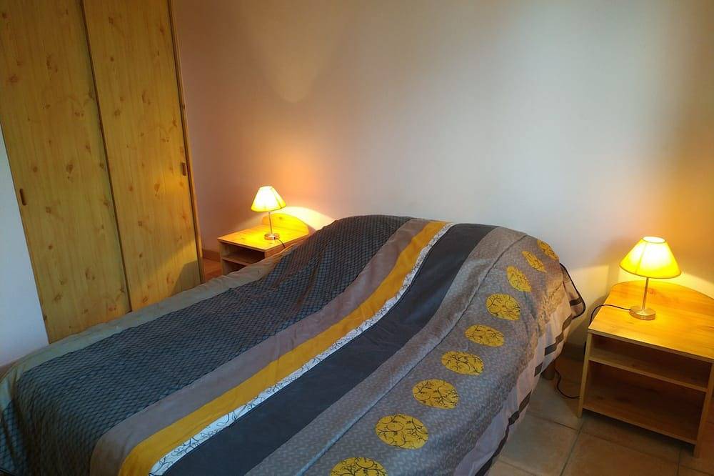 Ferienhaus - 5   Räume - 8/10   Personen in Agon-Coutainville, Coutances und Umgebung