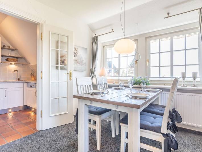 Ganze Ferienwohnung, Nis Puk - Nis Puk - reetgedecktes Objekt wenige Gehminuten vom Wattenmeer entfernt in Keitum, Sylt (Gemeinde)