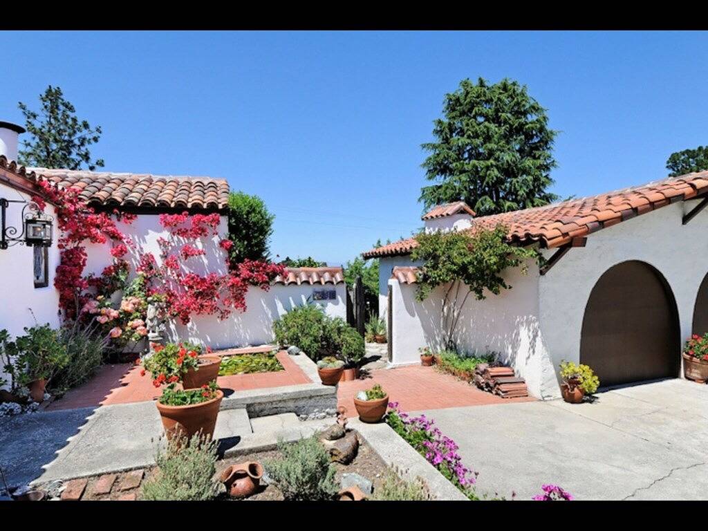 Ensuite Private Entrance  No Cleaning Fees!\nthis is not a Str in Lake Mead Nationales Erholungsgebiet