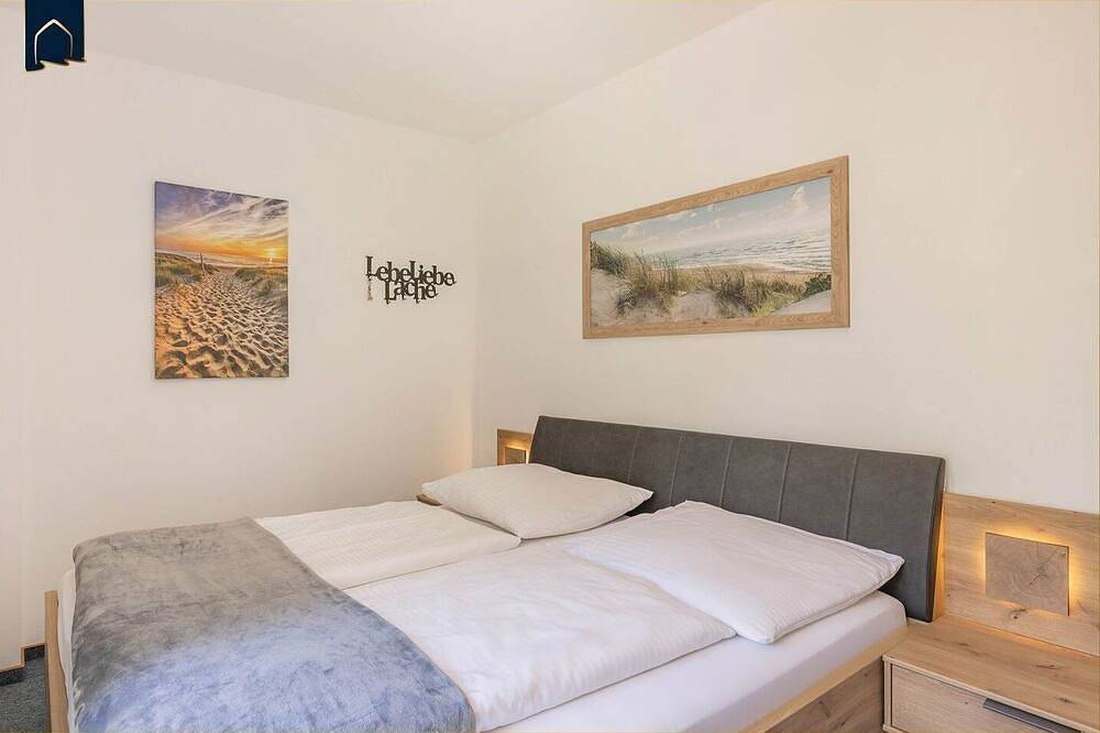 Ganze Wohnung, Dhh Emil - Gemütliche Ferienwohnung im Grünen, mit Sauna und Garten in Garz, Usedom