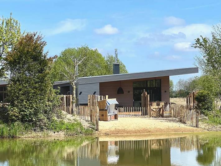 Bauernhof für 5 Personen, mit Whirlpool und Pool sowie Balkon und Garten, mit Haustier in Büsum-Wesselburen - 3