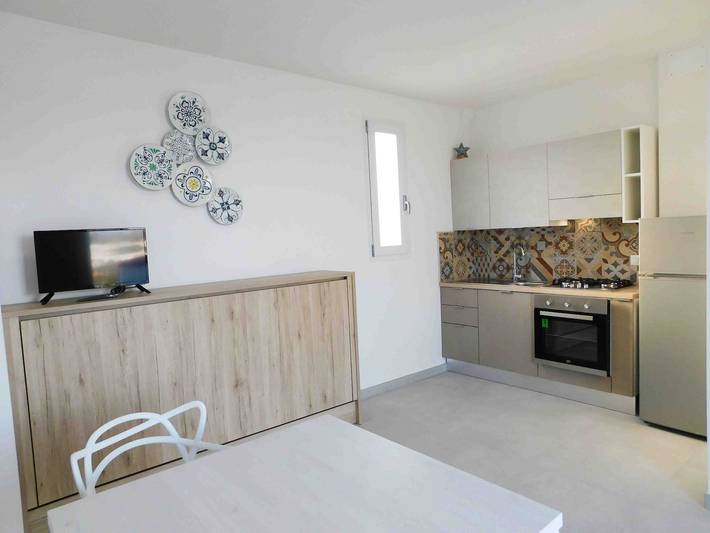 Apartamento entero, Apartamento 'Bilo Vista Mare Dauni' con balcón in Hotel Poseidone, Ugento