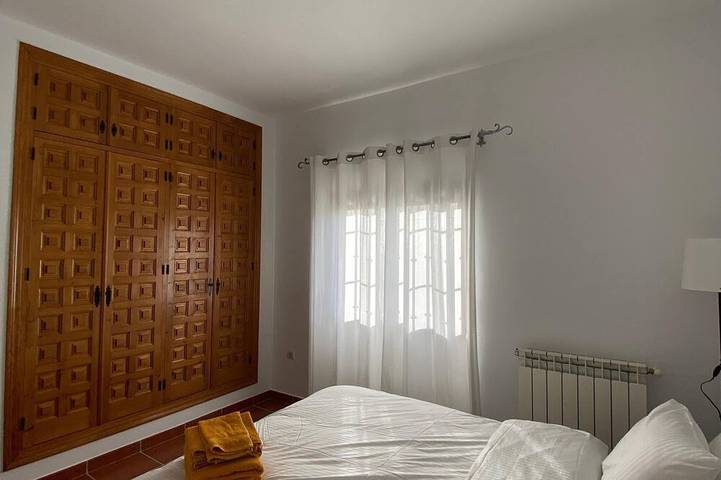 Spanish country house. Completely free, yet two restaurants within walking distance. in Comares, Provincia de Málaga