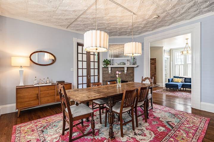 Vacation rental for 14 people, with yard and sauna in Asbury Park