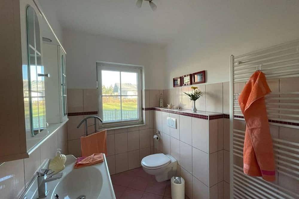 Apartamento entero, Ferienwohnung Ottosin mit Terrasse und Garten in Dargen, Usedom