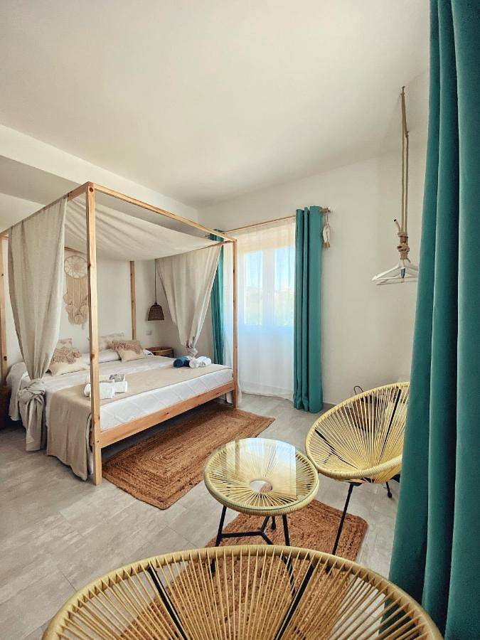 Maison d’hôte pour 2 personnes, avec Jardin dans Santa Teresa Gallura