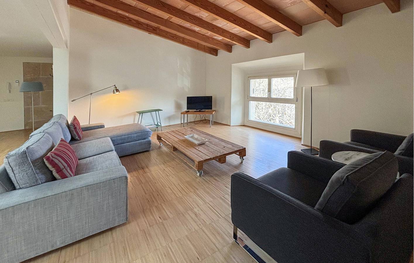 Charming 155m² Apartment, 2.5km to na Ferradura Beach - WiFi & Parking Included in Capdepera, East Majorca