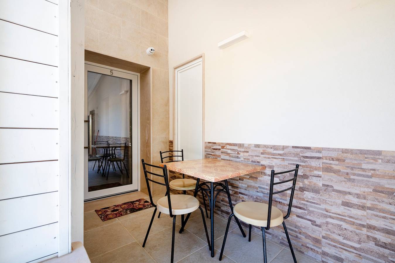 Ganze Wohnung, Apartment 'L'Aia - 5' mit Gemeinschaftspool, Wlan und Klimaanlage in Sant'Antonio D'ascula, Monopoli