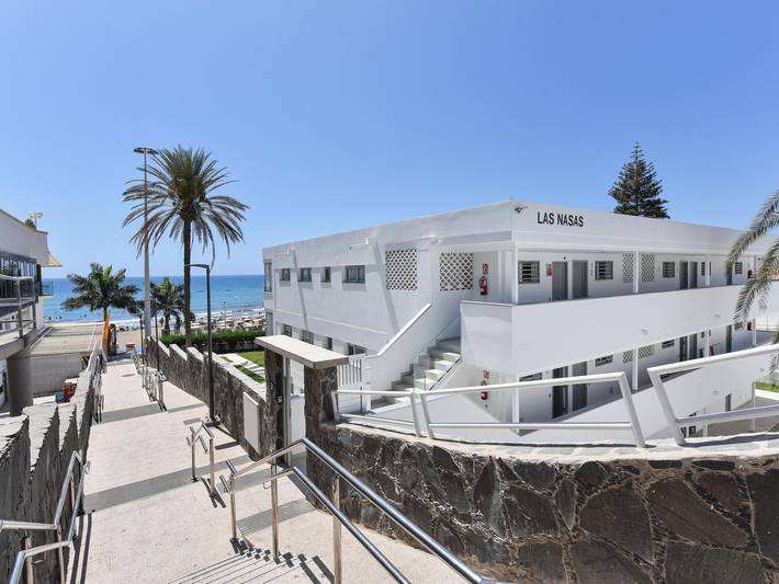Apartamento para 4 personas, con Terraza y Jardín en Playa de las Burras