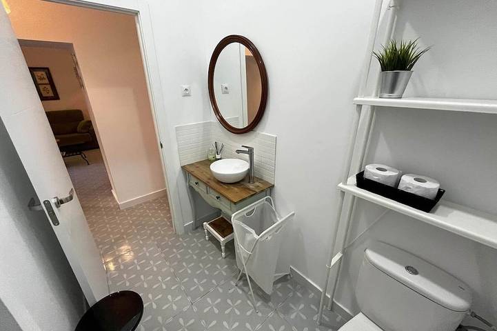 Appartamento intero, Mula 7 - Centrally Located Ground-Floor Apartment with Private Entrance in Talavera de la Reina, Provincia di Toledo