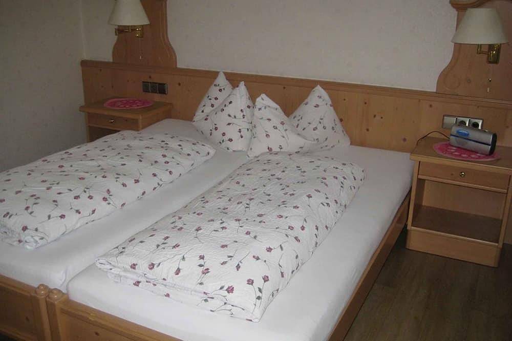 Ganze Wohnung, Fewo Nr. 2, 1 Schlafraum, 1 Wohn-/Schlafraum, max. 4 Personen in Lauf, Mittlerer Schwarzwald