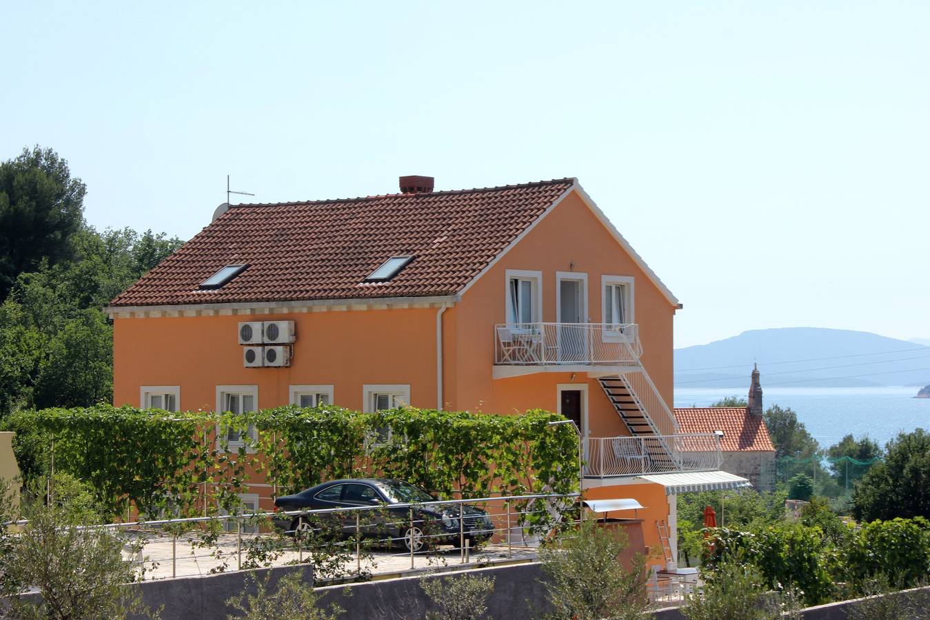 Appartement entier, Appartement de deux chambres avec la terrasse et la vue sur le mer Slano, Dubrovnik A-3184-b in Slano, Dubrovnik-Neretva