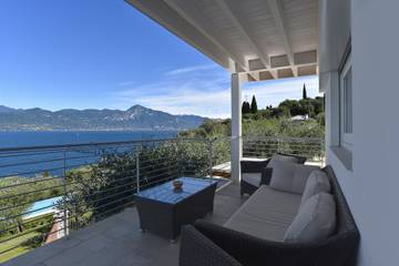 Ferienwohnung für 4 Personen in Torri del Benaco, Gardasee-Berge, Bild 2
