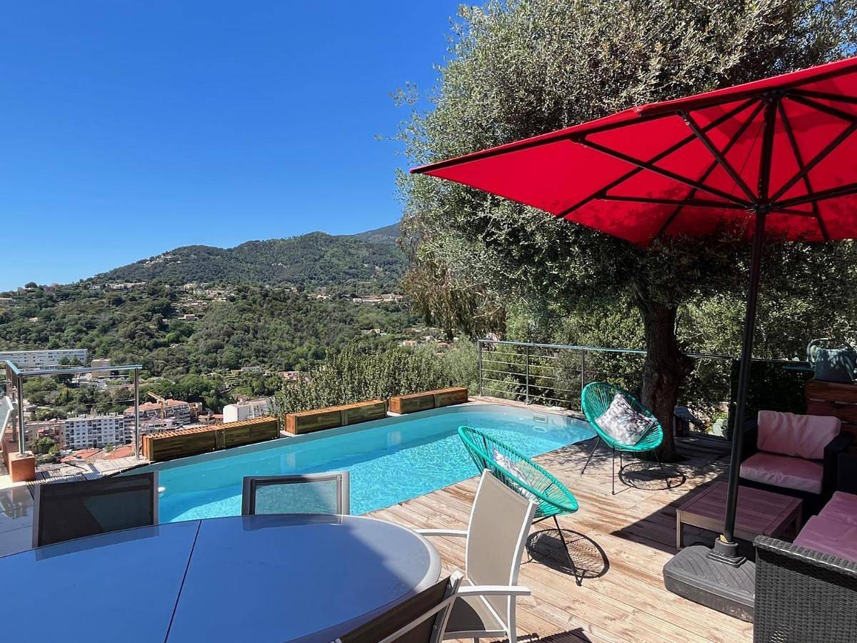 Four-Bedroom House in Menton, Mittelmeerküste (Frankreich)